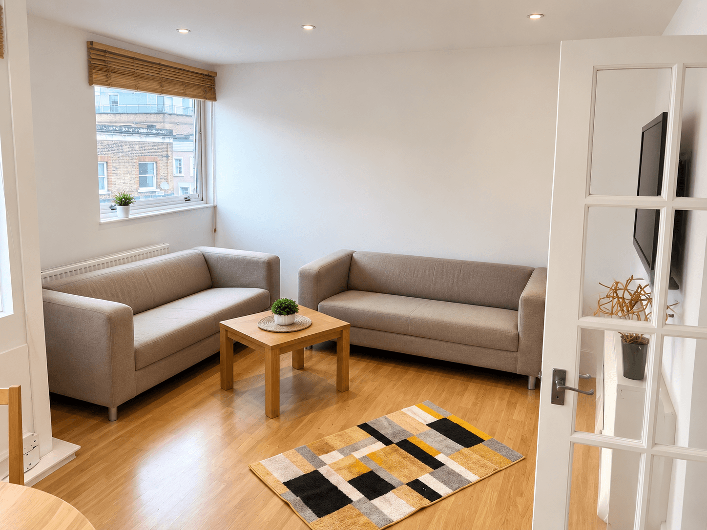 Flat Fenwick Place in Greater London