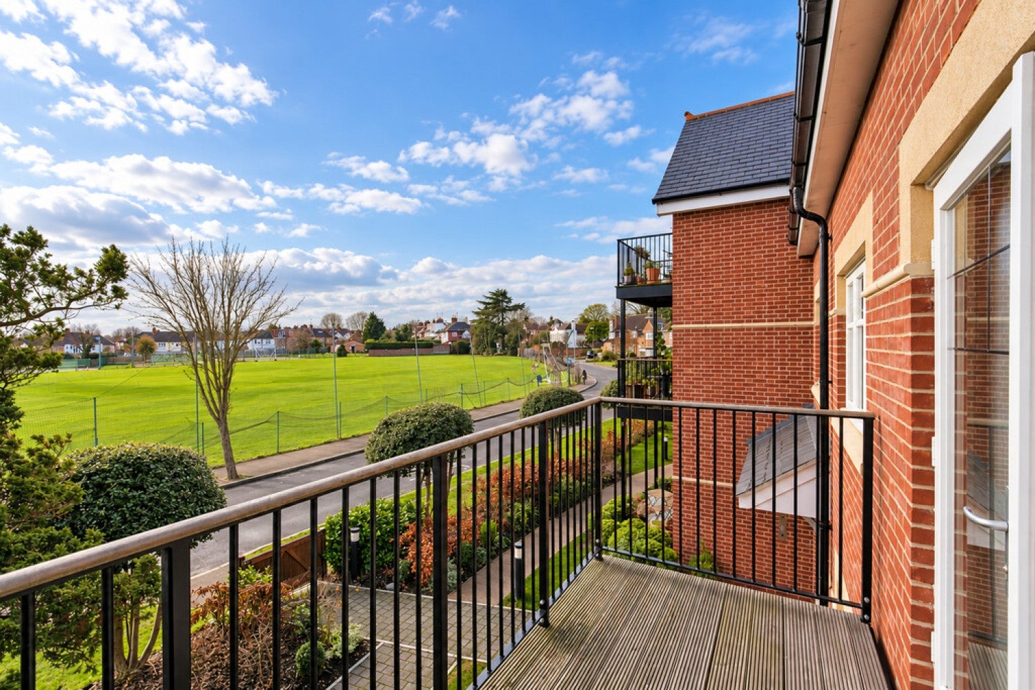 Flat Leicester Road in Greater London