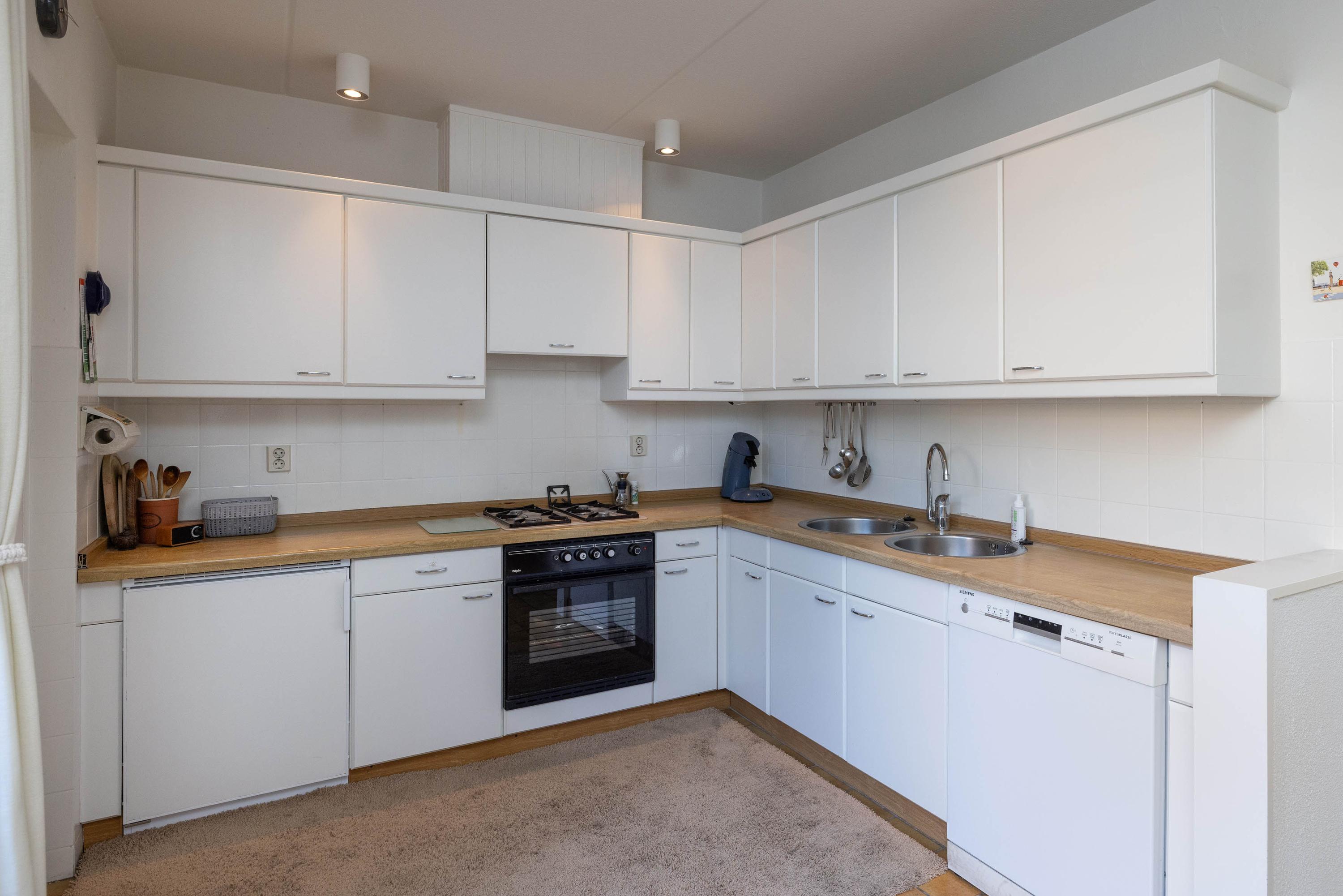 Hoekwoning te koop: Wilgenweg 35, Hengelo
