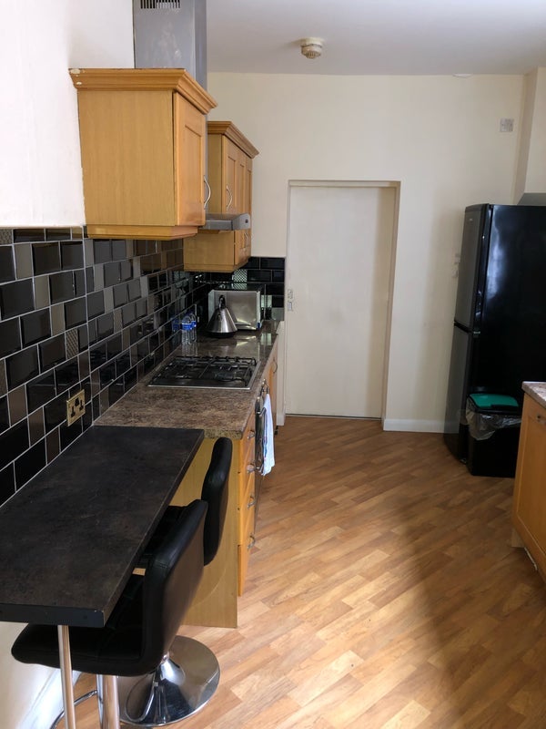 Room Equity Road in Leicester