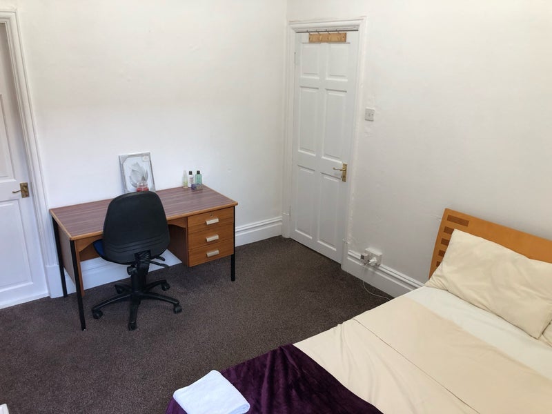 Room Equity Road in Leicester