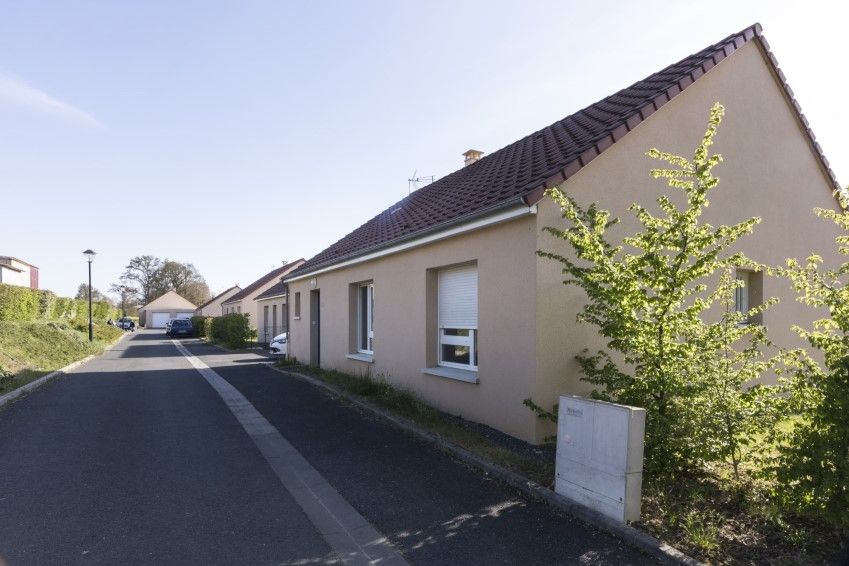 House Allée des Marronniers in Briantes