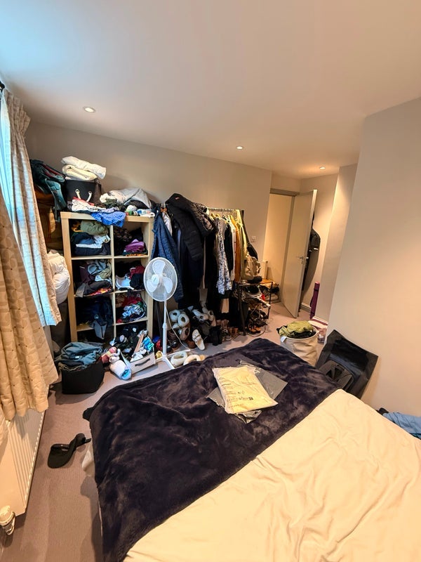 Room Goldsboro' Road in Greater London