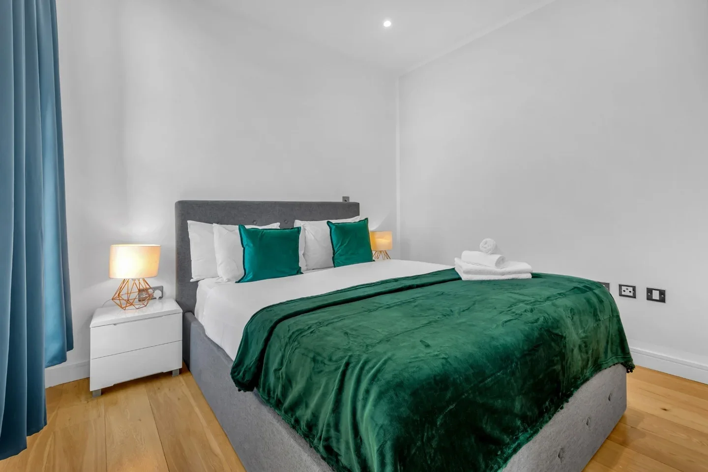 Flat Balfour Road in Greater London