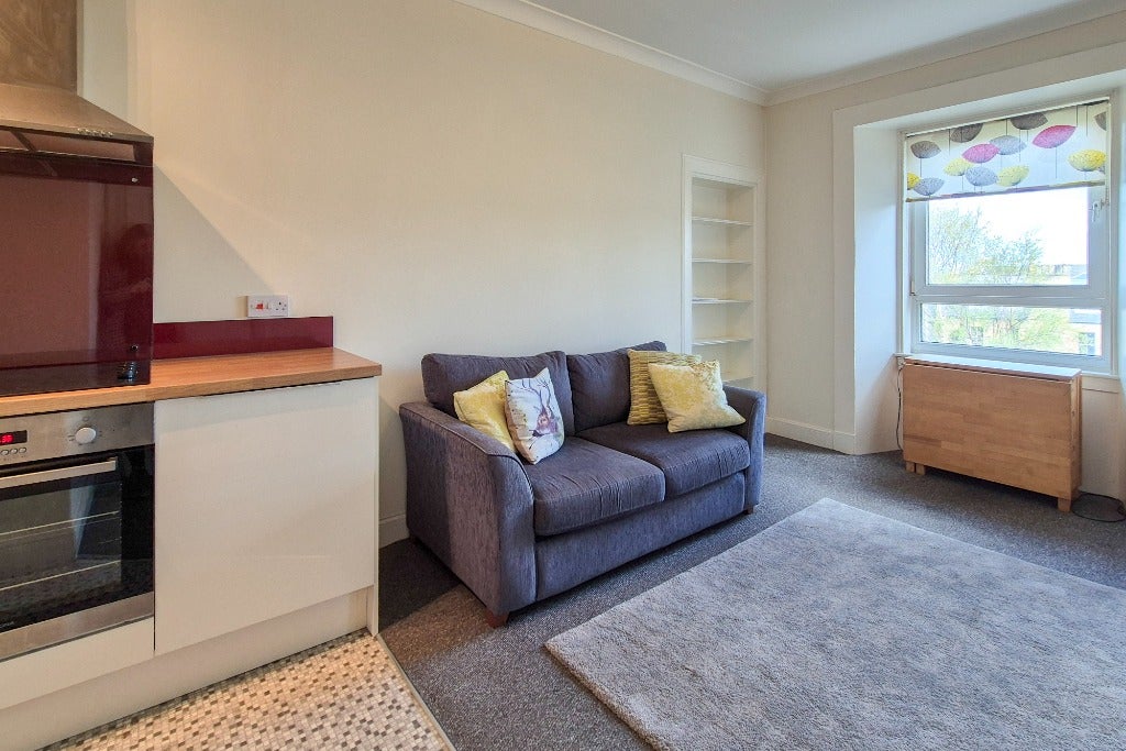 Flat Spey Terrace in City of Edinburgh