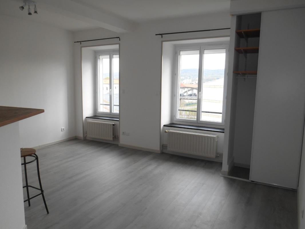 Flat Rue du Faubourg des Trois-Maisons in Nancy