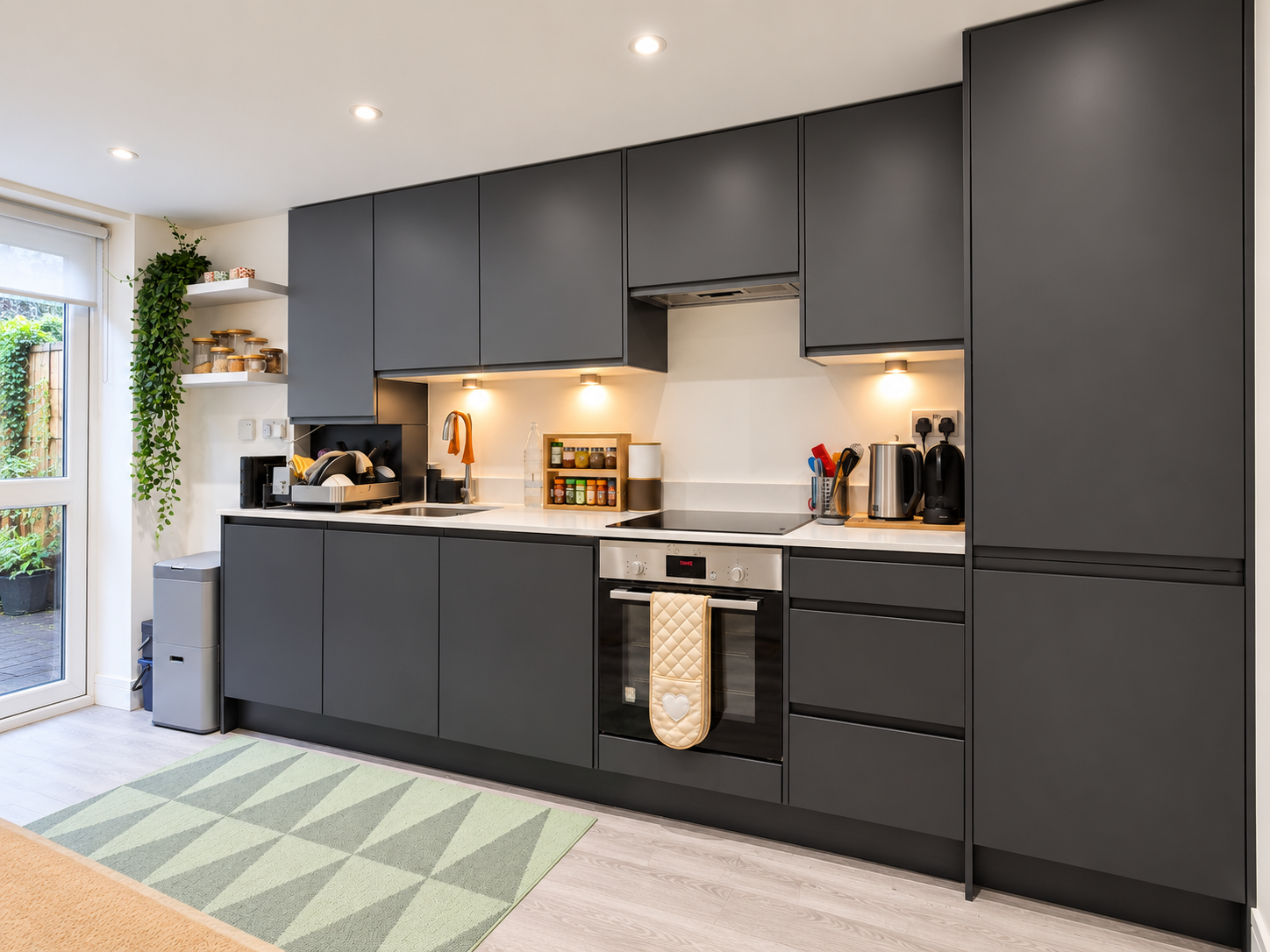 Flat Allen Road in Greater London