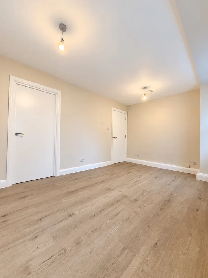 Flat Westbourne Grove in City of Westminster