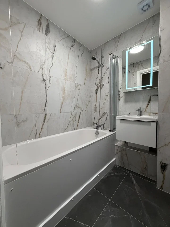 Flat Westbourne Grove in City of Westminster