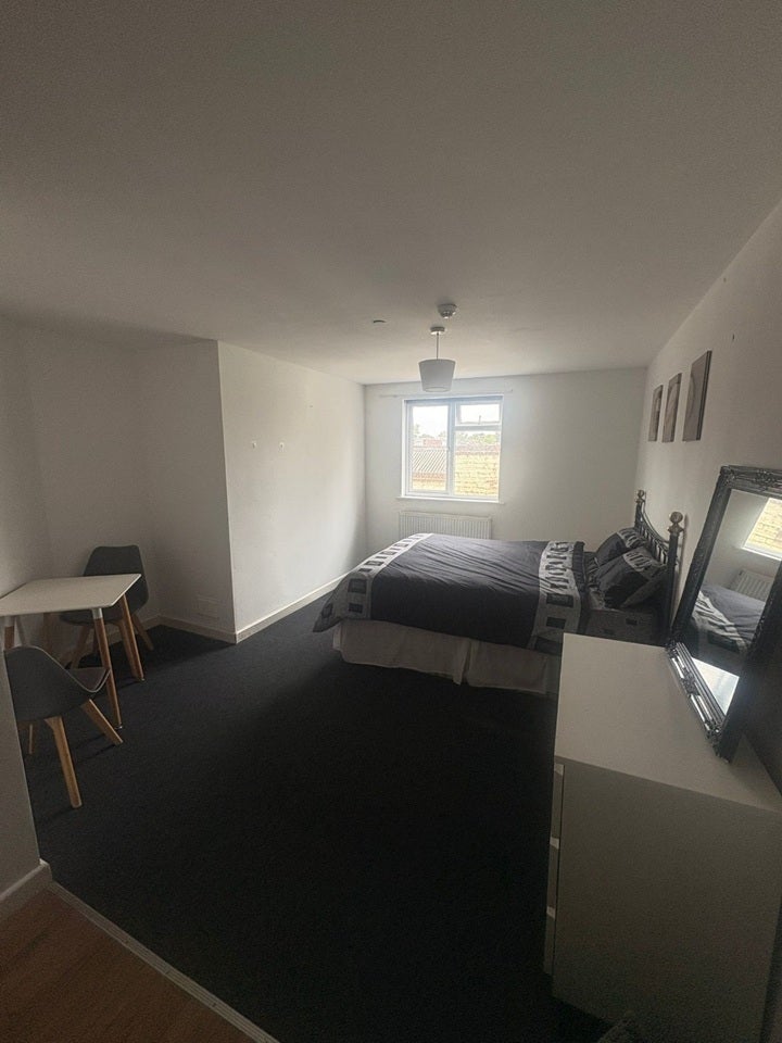 Room Wolverhampton Street in Willenhall