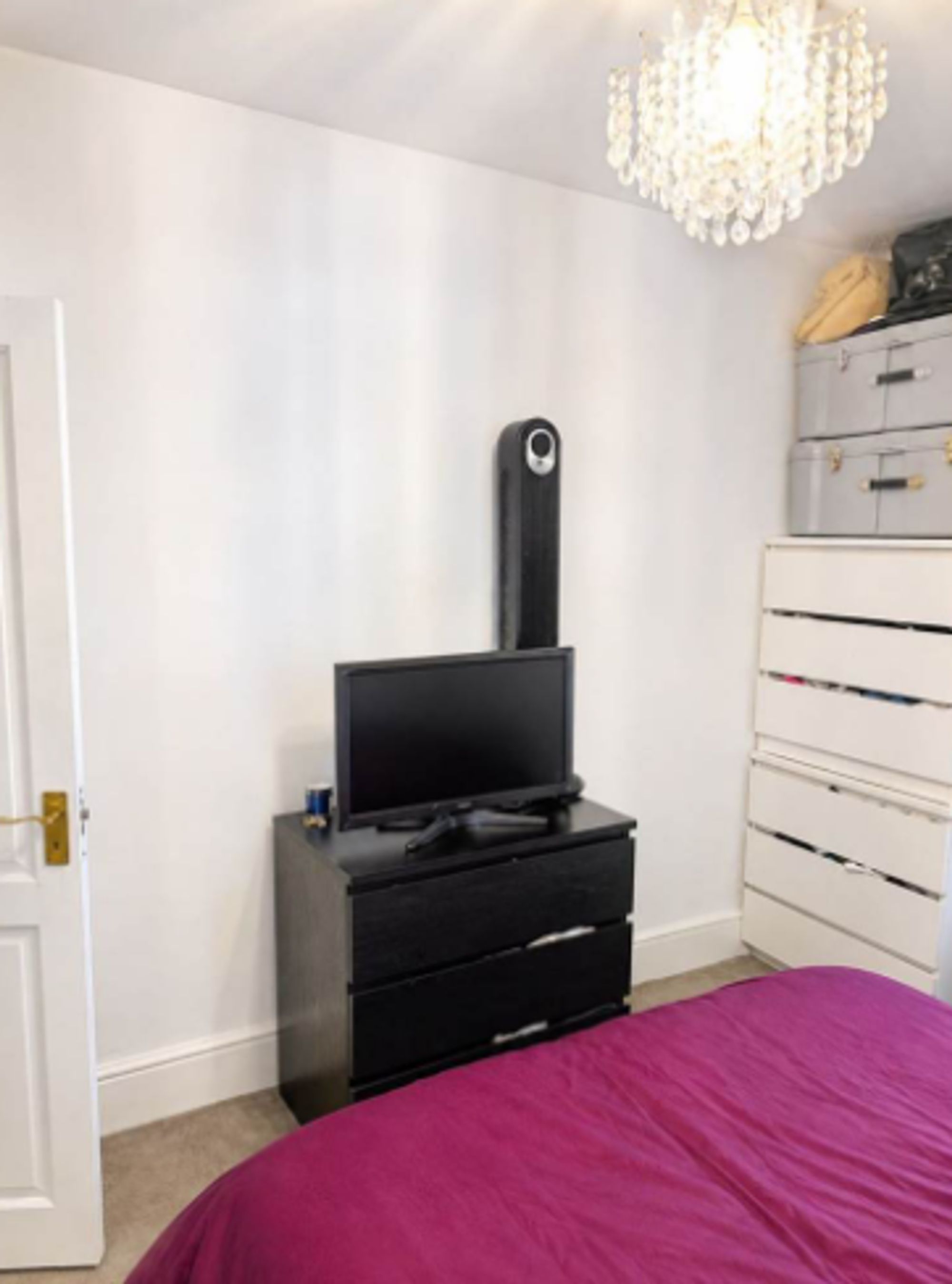 Flat Arthur Road in Greater London