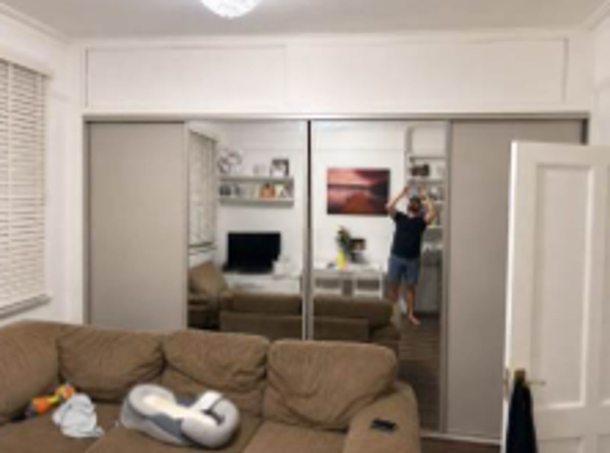 Flat Arthur Road in Greater London