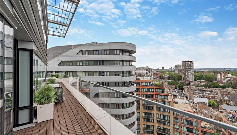 Flat Merchant Square in City of Westminster
