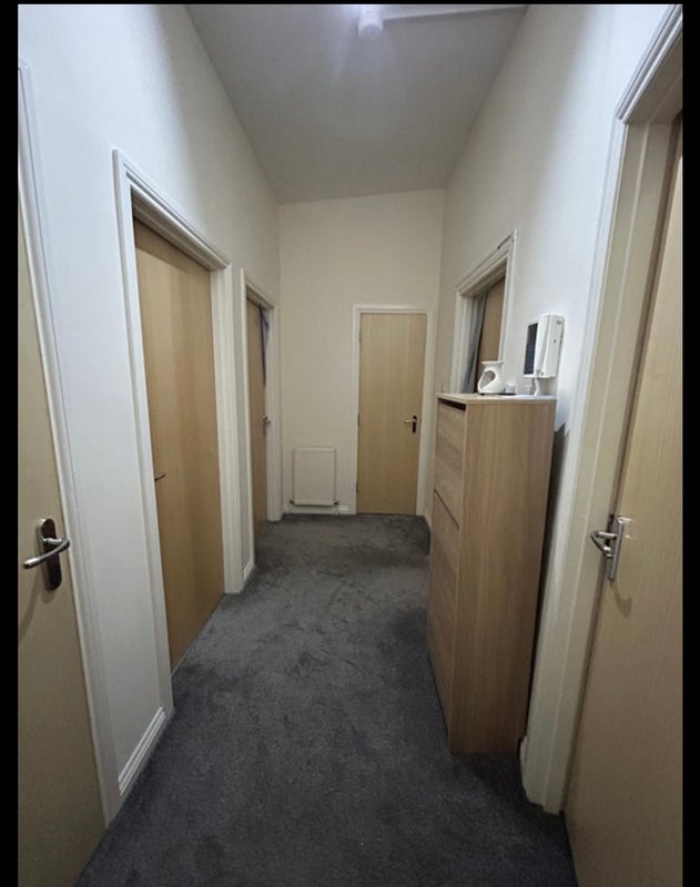 Room Springburn Road in Glasgow