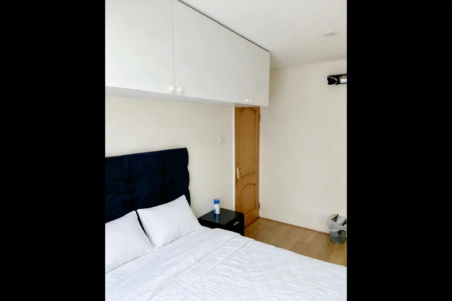 Room Crest Drive in Greater London