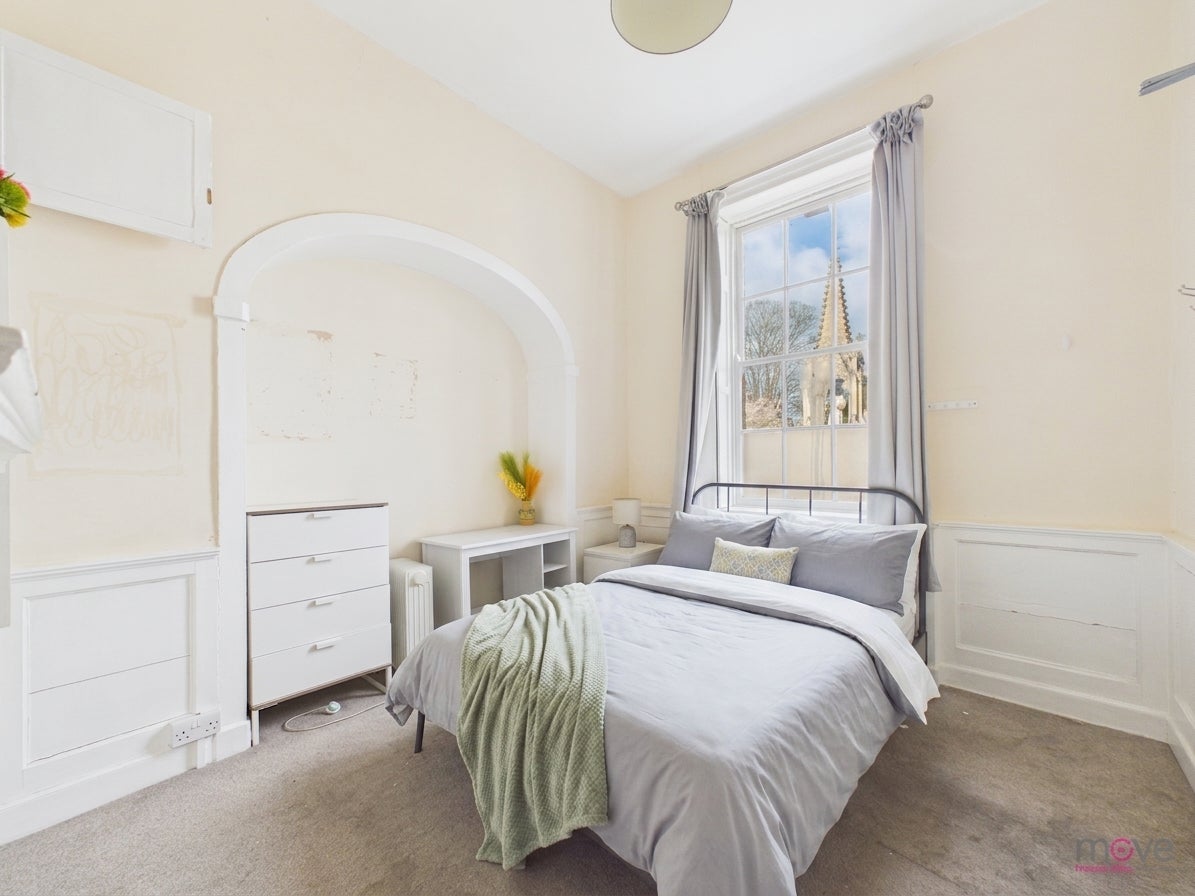 Room Saint Mary's Square in Gloucester