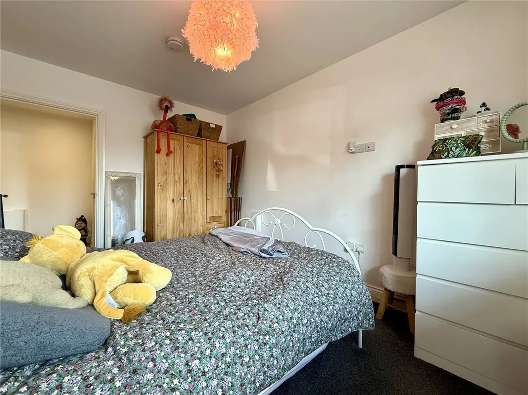 Flat Wimborne Road in Poole