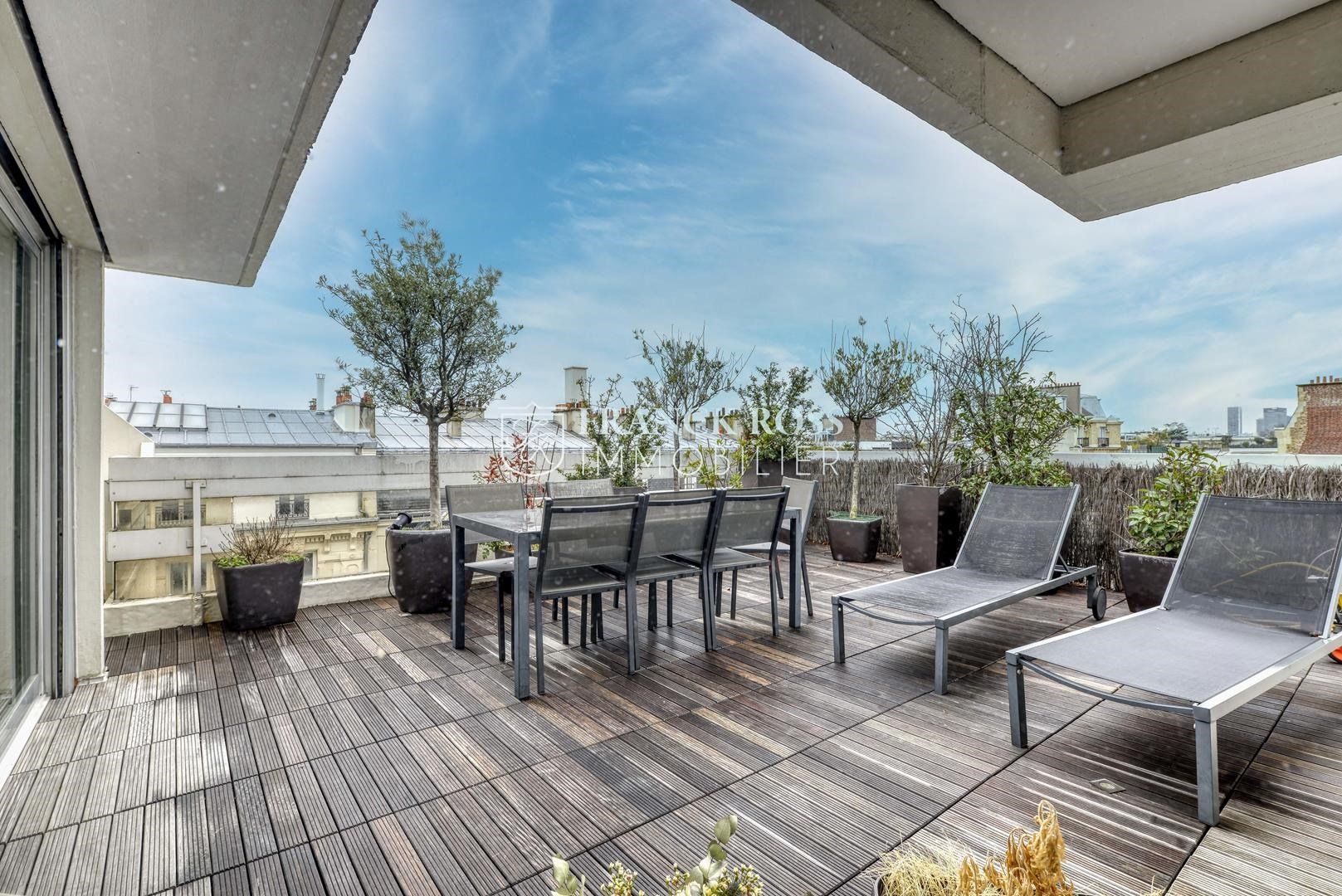 Appartement Rue Perronet à Neuilly-sur-Seine