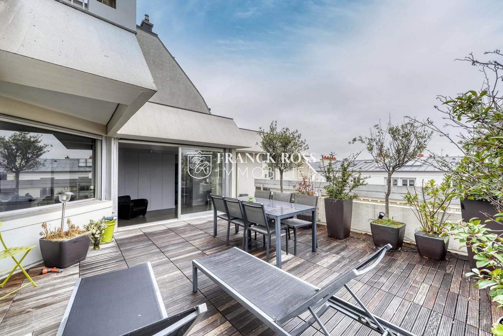 Appartement Rue Perronet à Neuilly-sur-Seine