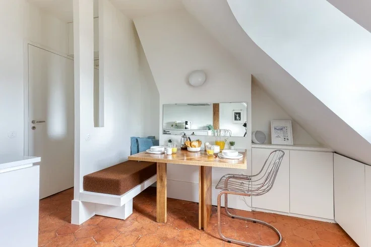 Flat Rue Choron in Paris