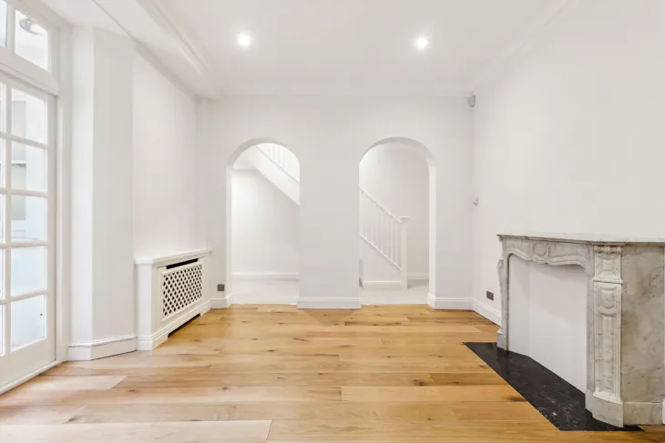 Flat Lowndes Square in City of Westminster