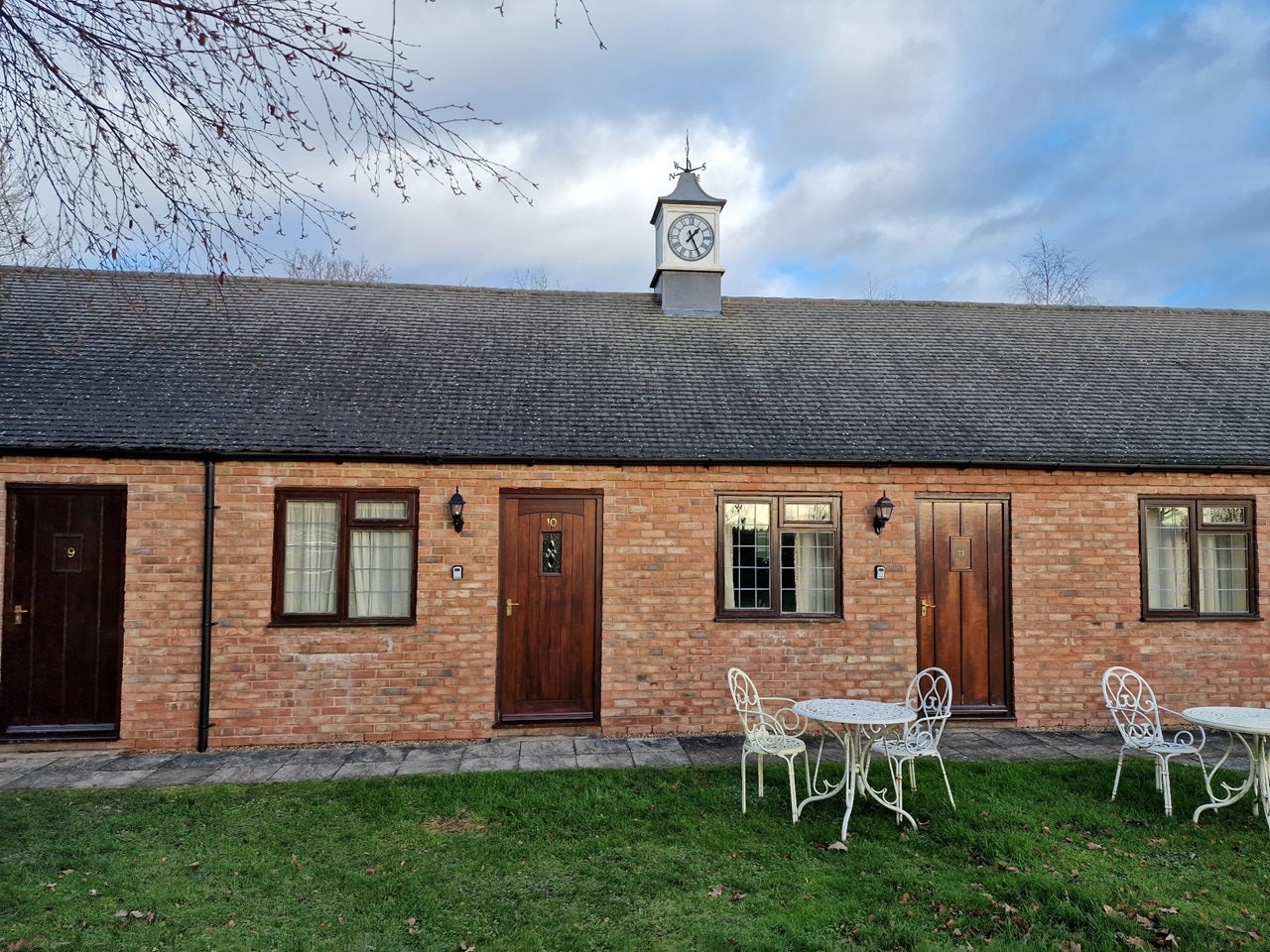 Flat Cadeby Lane in Hinckley and Bosworth