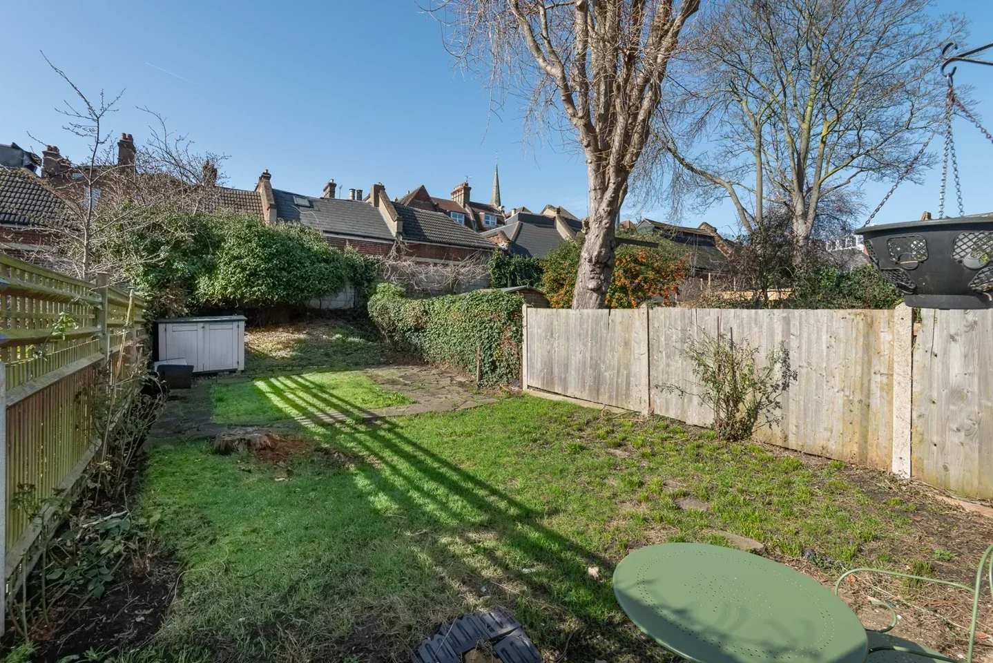 Flat Bournevale Road in Greater London