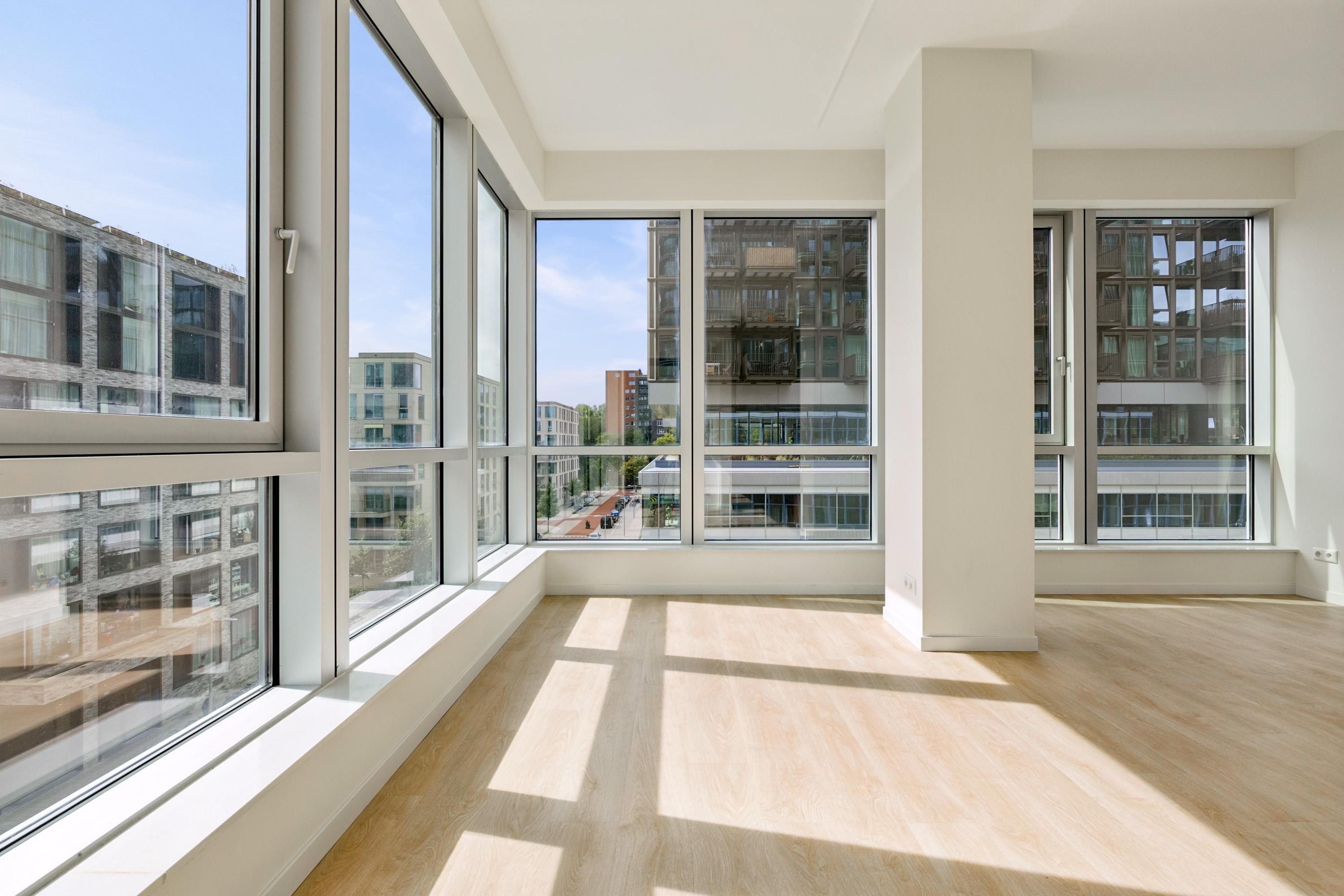 Appartement te huur: Elizabeth Anscombestraat 355, Amsterdam