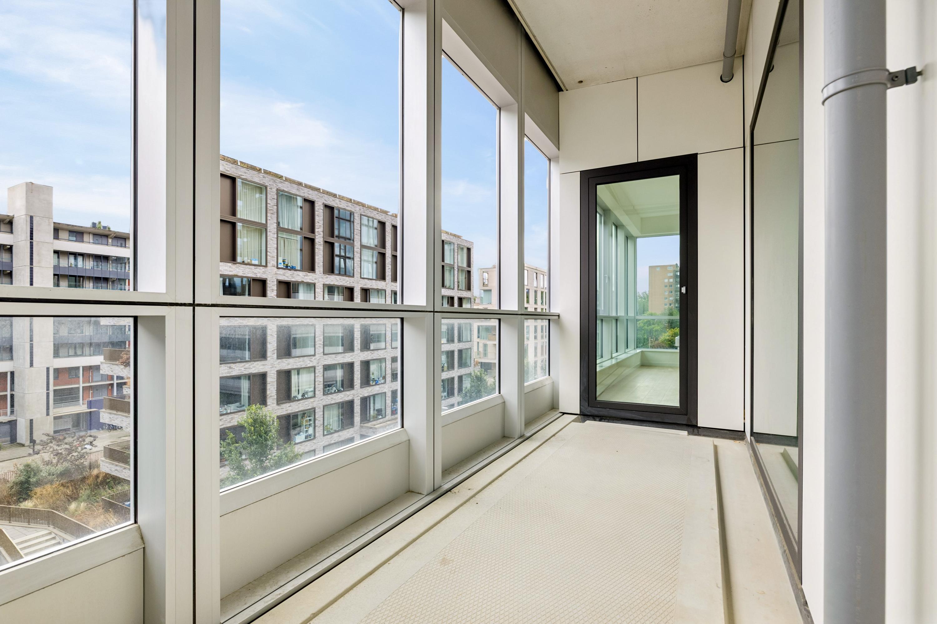 Appartement te huur: Elizabeth Anscombestraat 355, Amsterdam