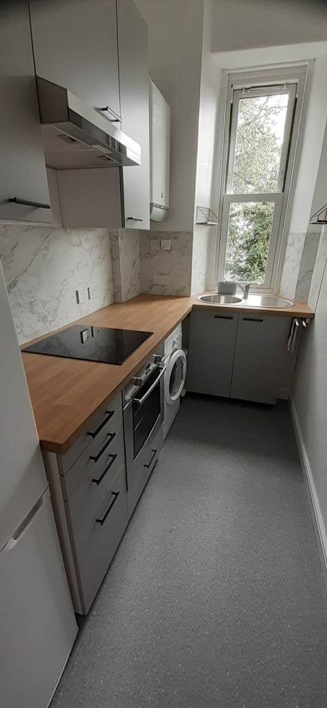Flat Bellefield Avenue in Dundee