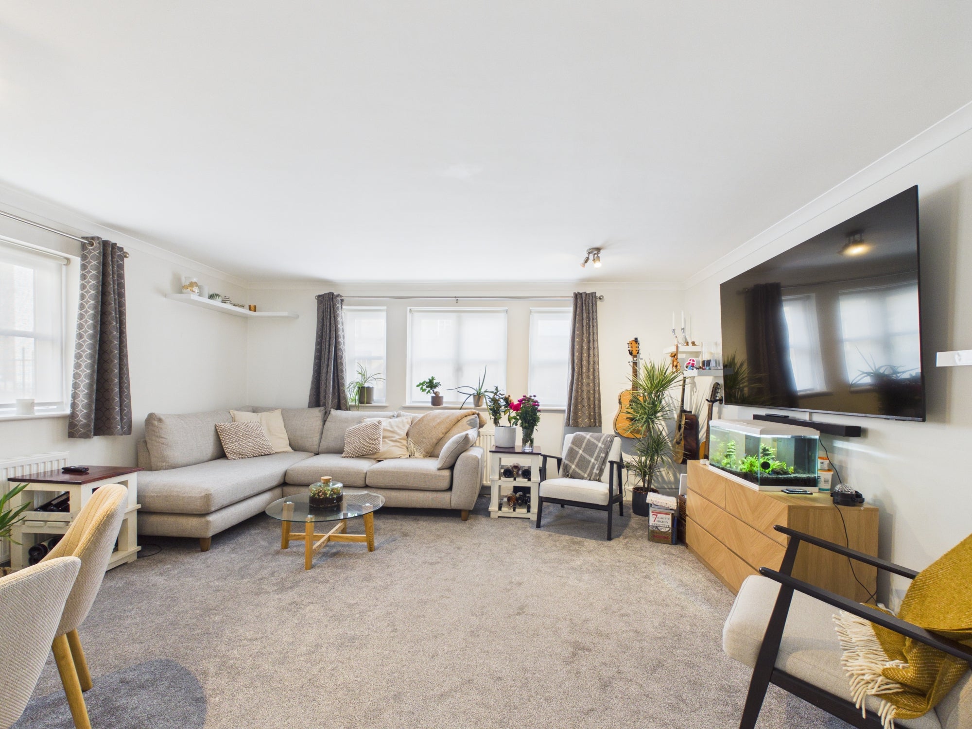 Flat Saint Georges Place in Cheltenham