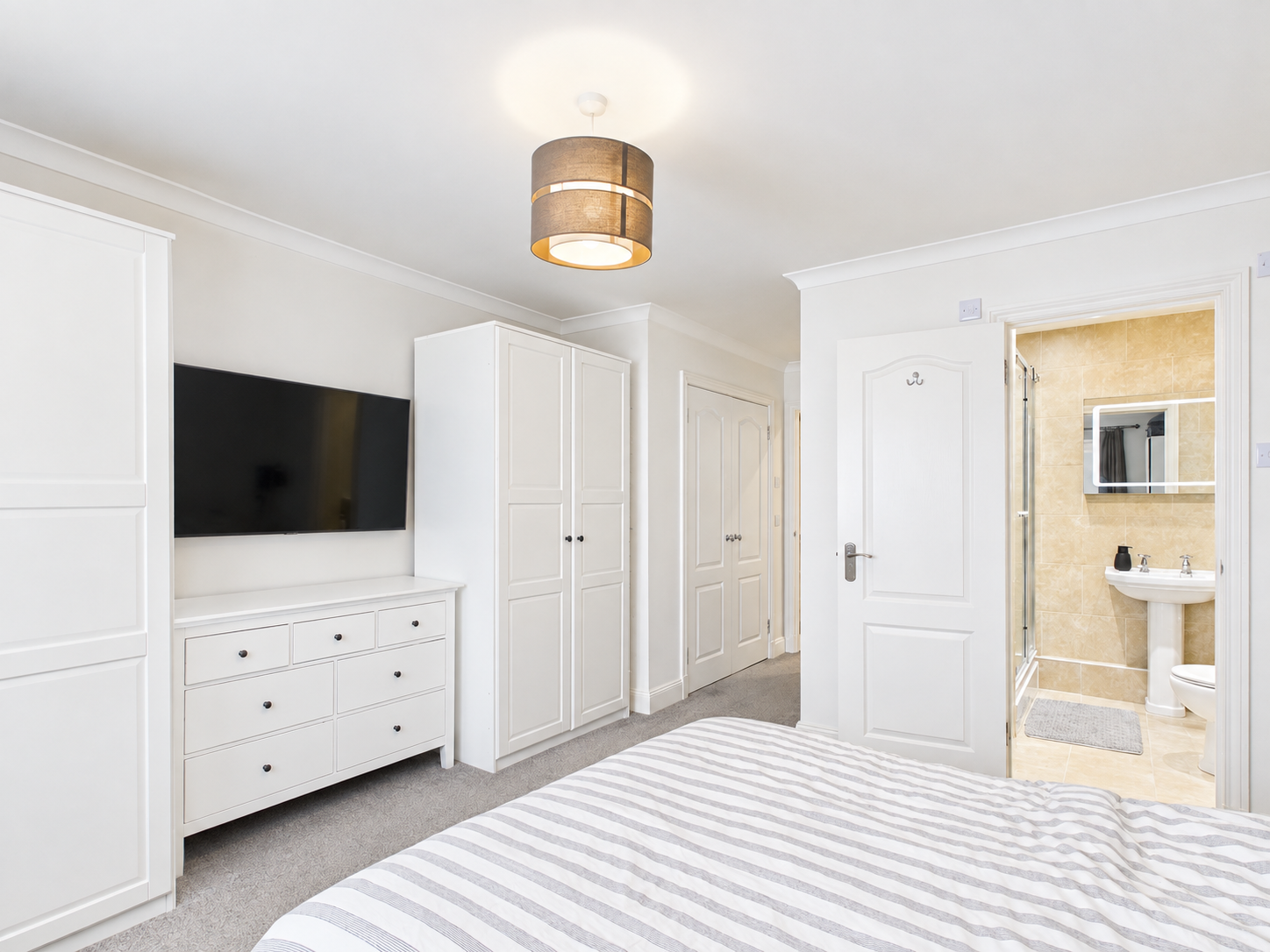 Flat Saint Georges Place in Cheltenham