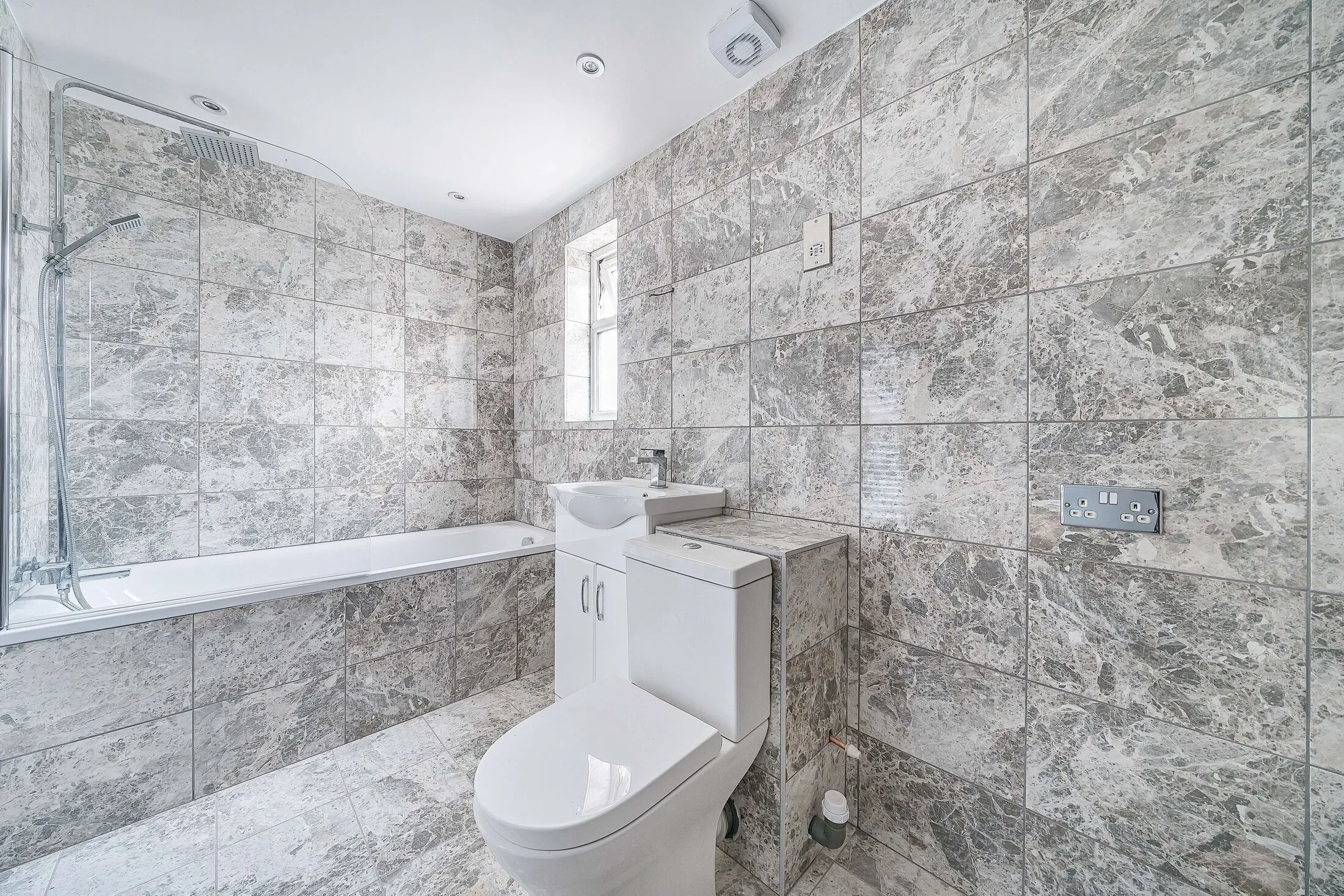 House Broomfield in Greater London