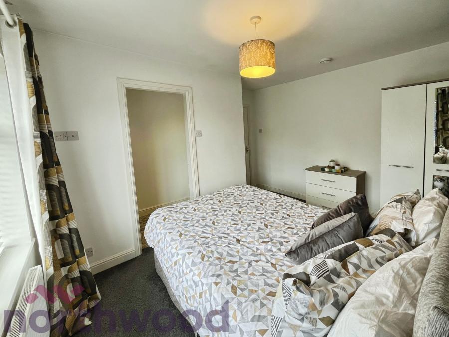 Room Highfield Avenue in Appleton