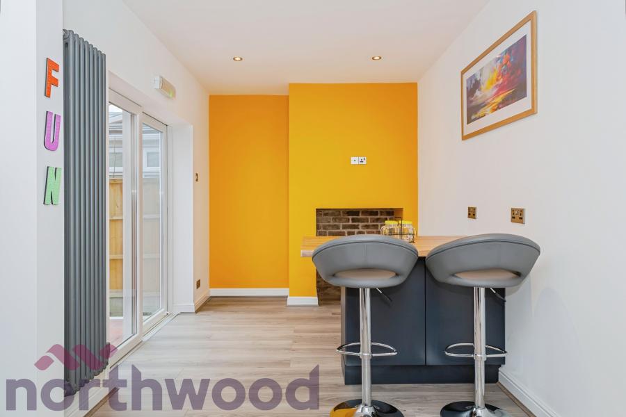 Room Highfield Avenue in Appleton