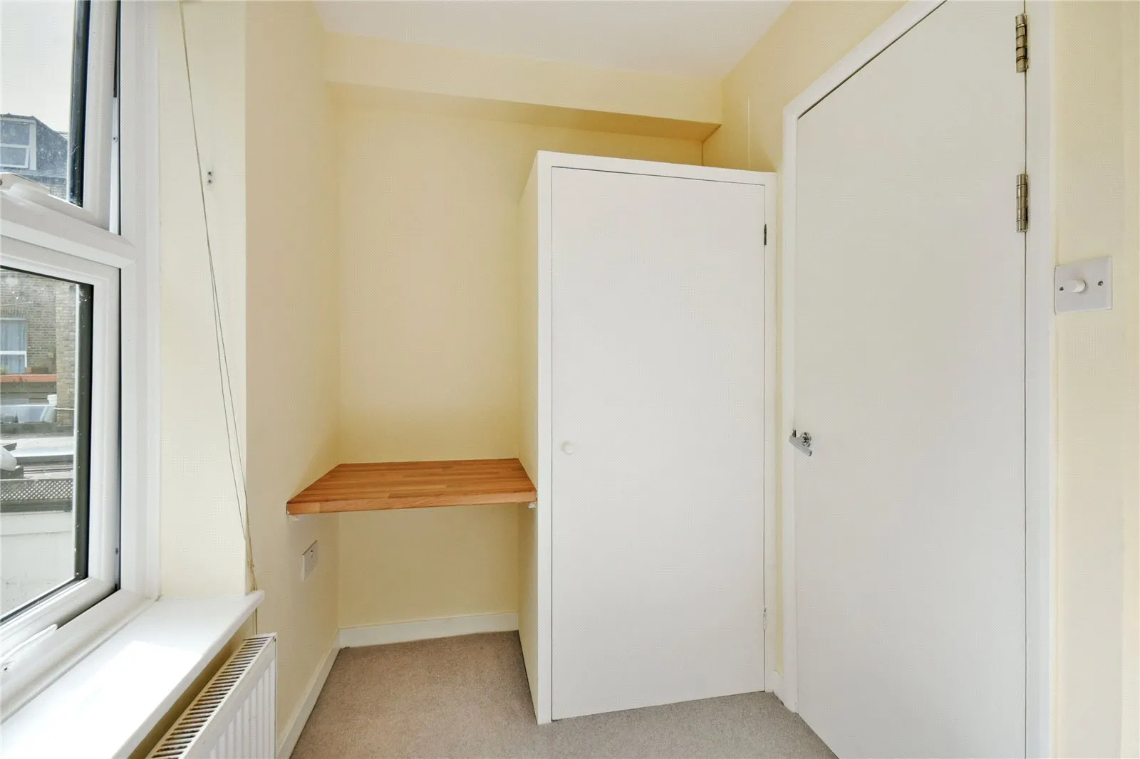 Flat Iverson Road in Greater London