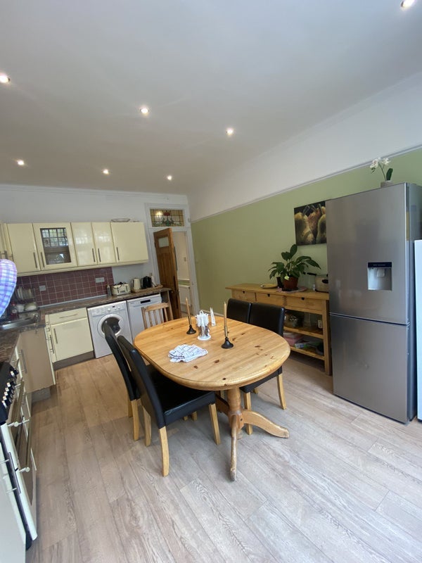 Room Broxholm Road in Greater London