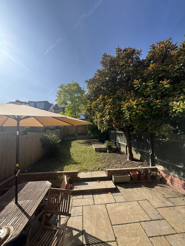 Room Broxholm Road in Greater London