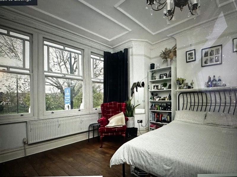 Room Uxbridge Road in Greater London