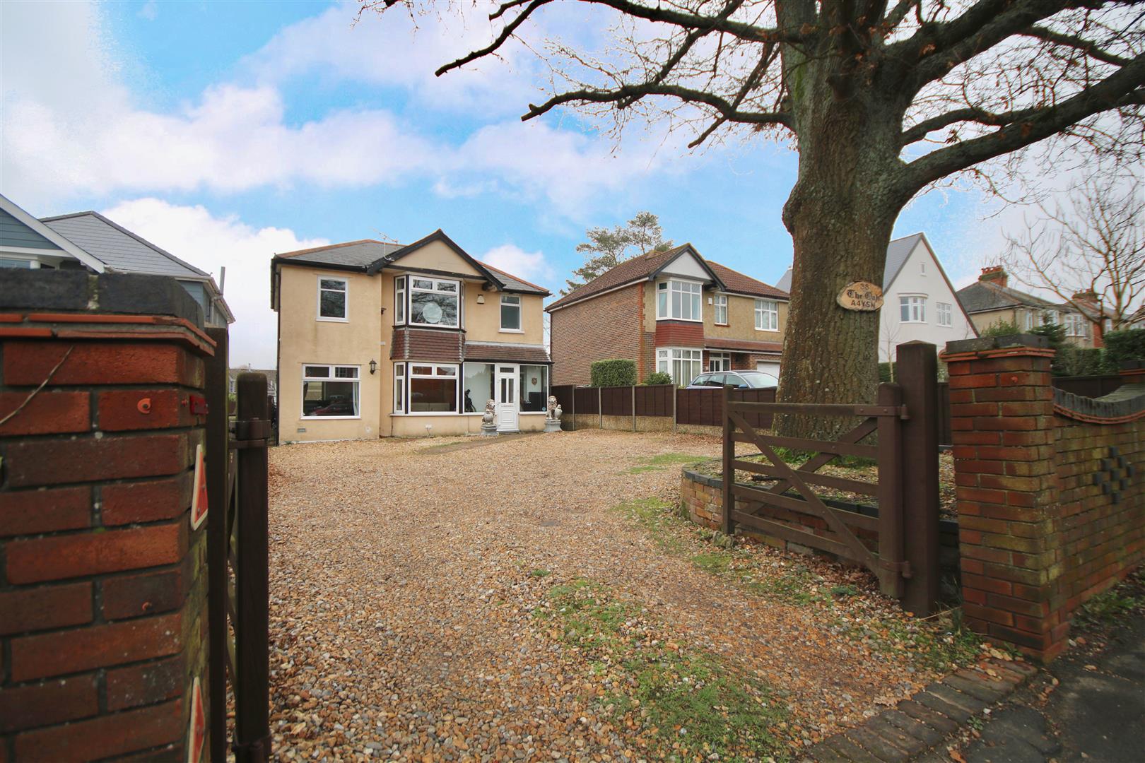 House Lovedean Lane in Havant