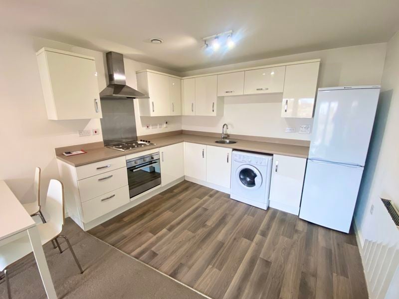 Flat Craven Drive in Salford