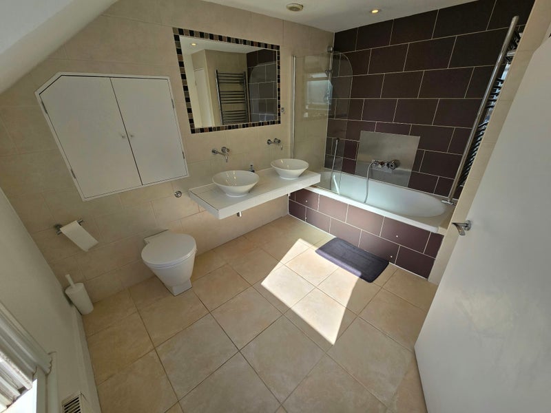 Room Black Path in Greater London