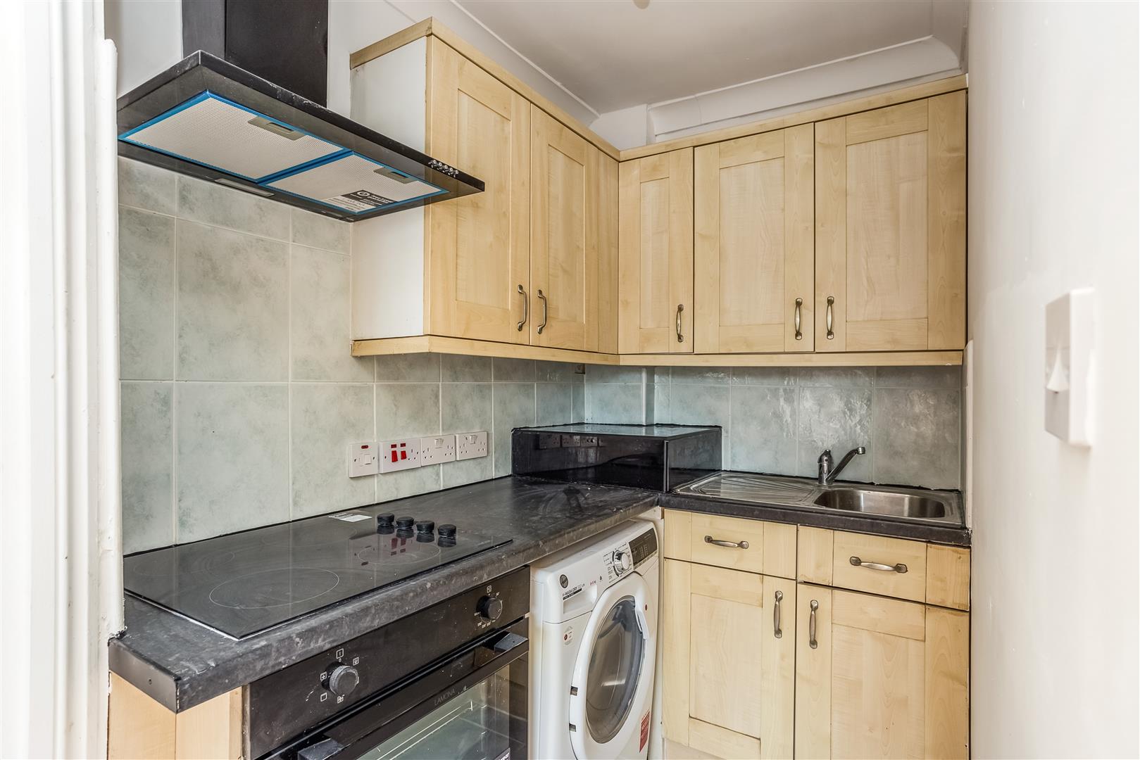 Flat Windsor Road in Greater London