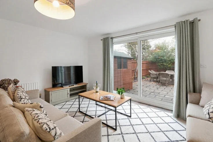 House Emilia Close in Maidenhead