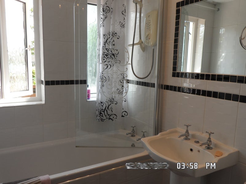 Room Elmdon Close in Metropolitan Borough of Solihull