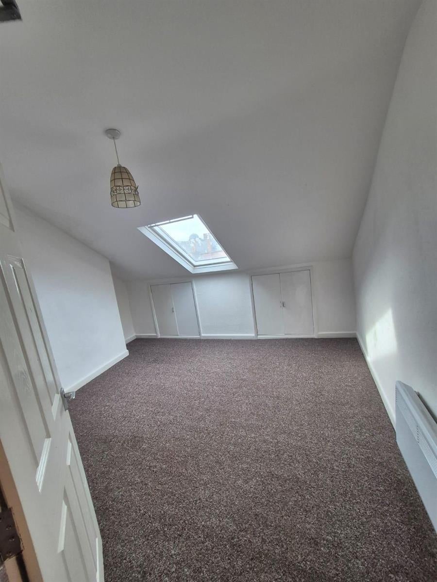 Flat Queen Street in Scarborough