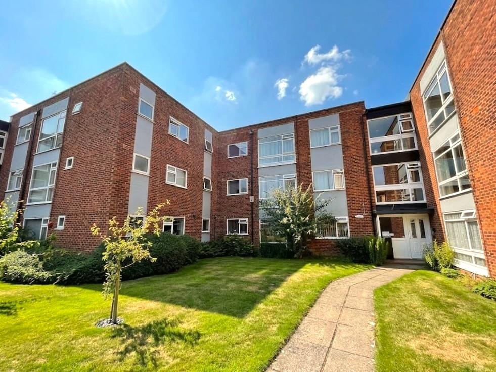 Flat Beech Grove in Trafford