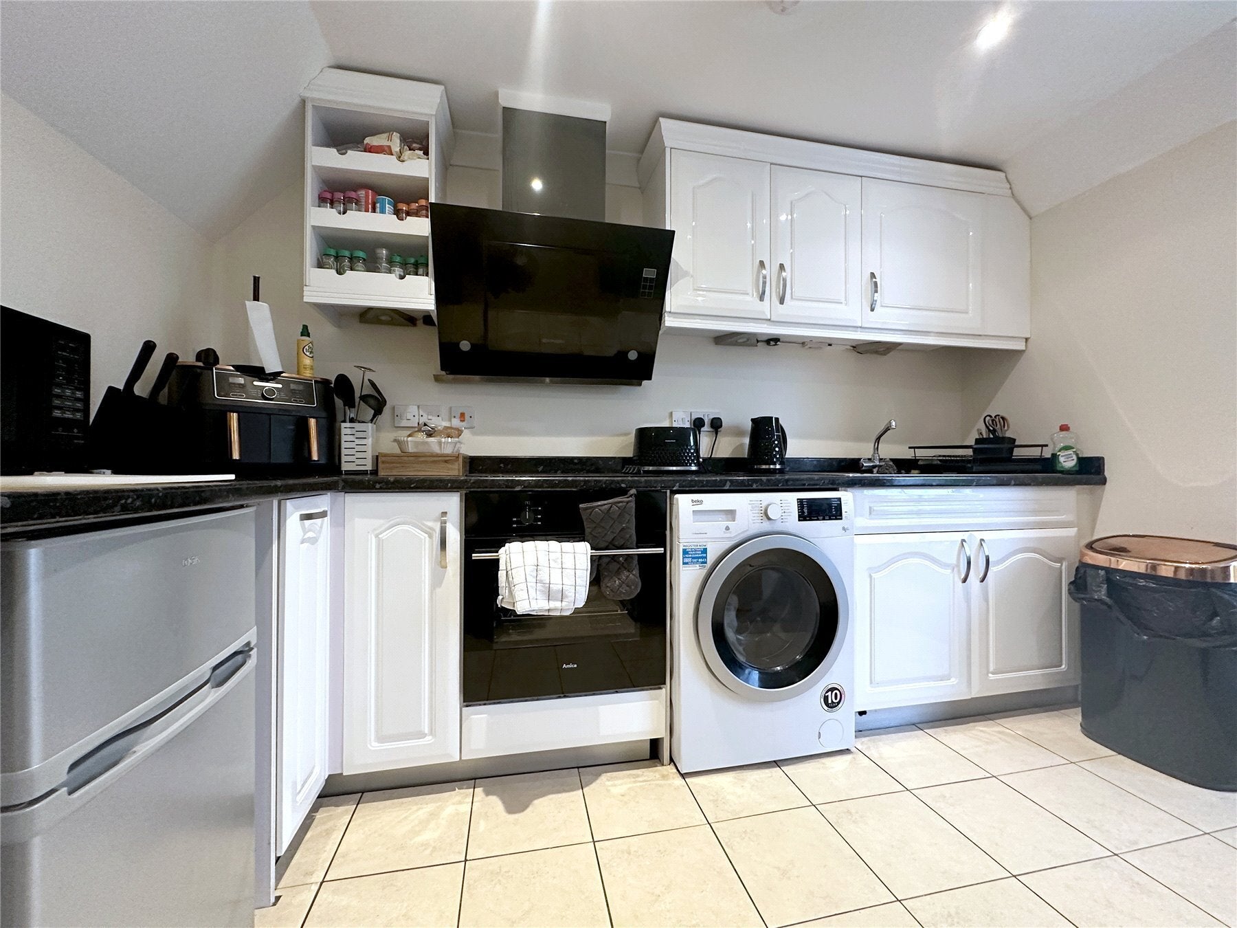 Flat Gissons Lane in Teignbridge