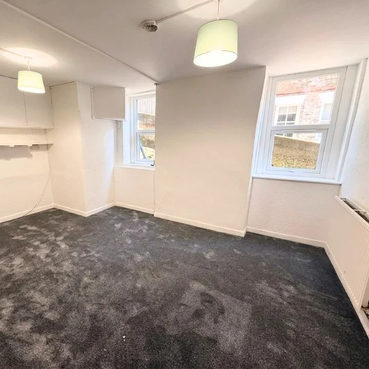 Flat Priory Avenue in High Wycombe