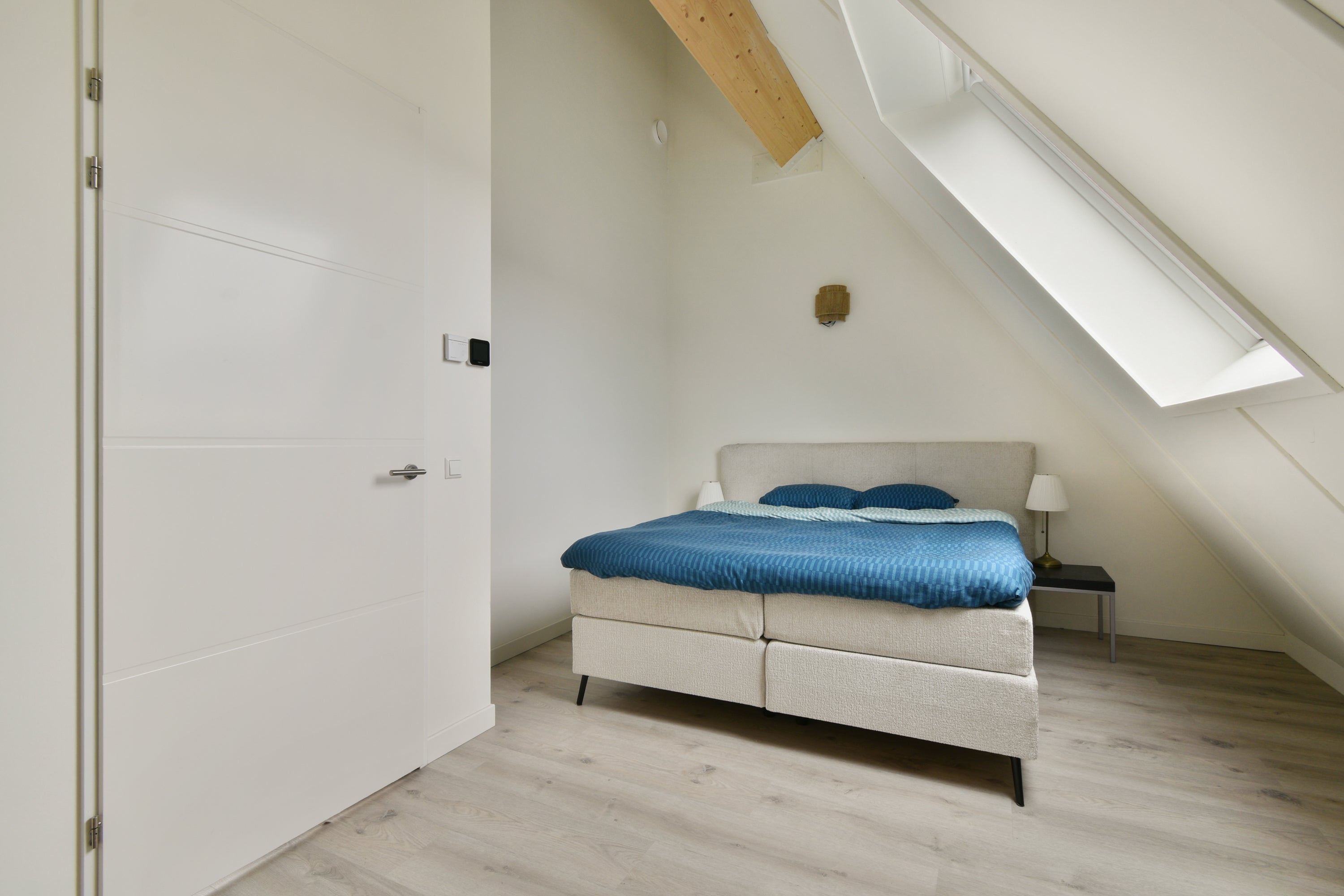 Tussenwoning te koop: Pietje de Fluiterhof 15, Rotterdam